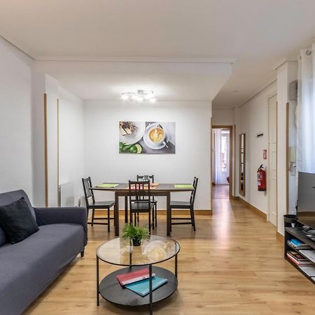Apartamento Junto Al Guggenheim Con Parking Gratuito Bilbao Exteriör bild