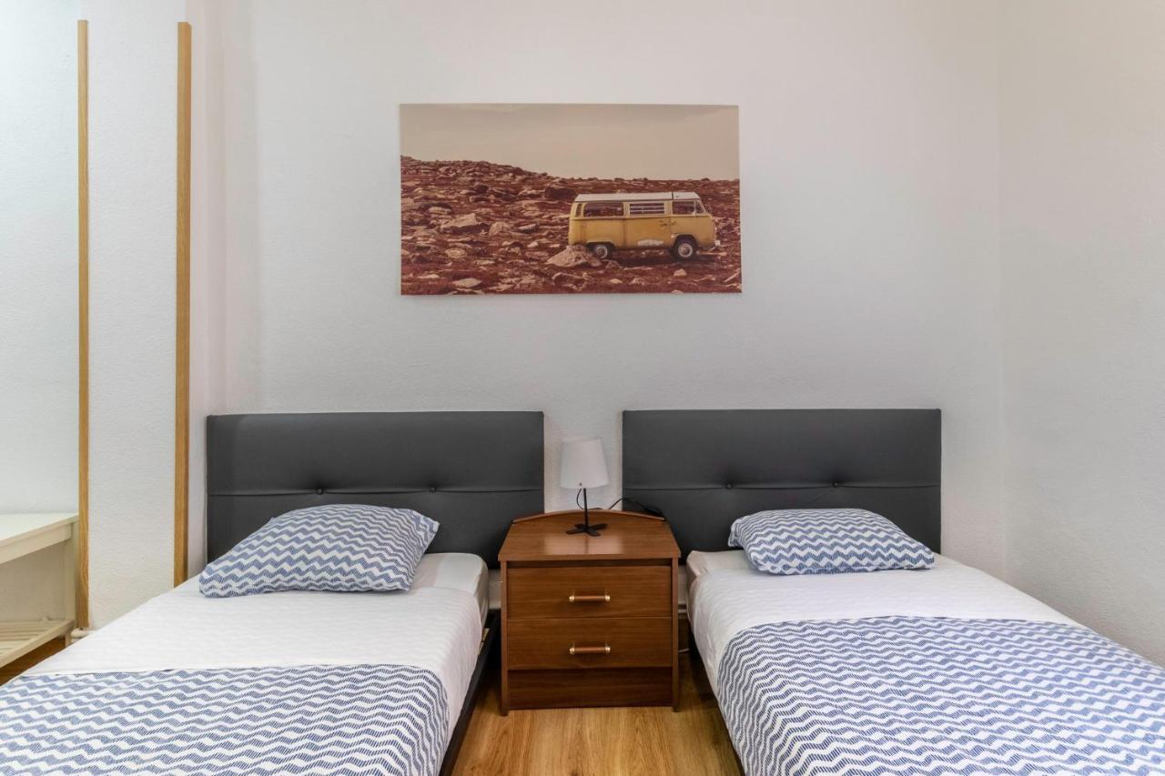 Apartamento Junto Al Guggenheim Con Parking Gratuito Bilbao Exteriör bild