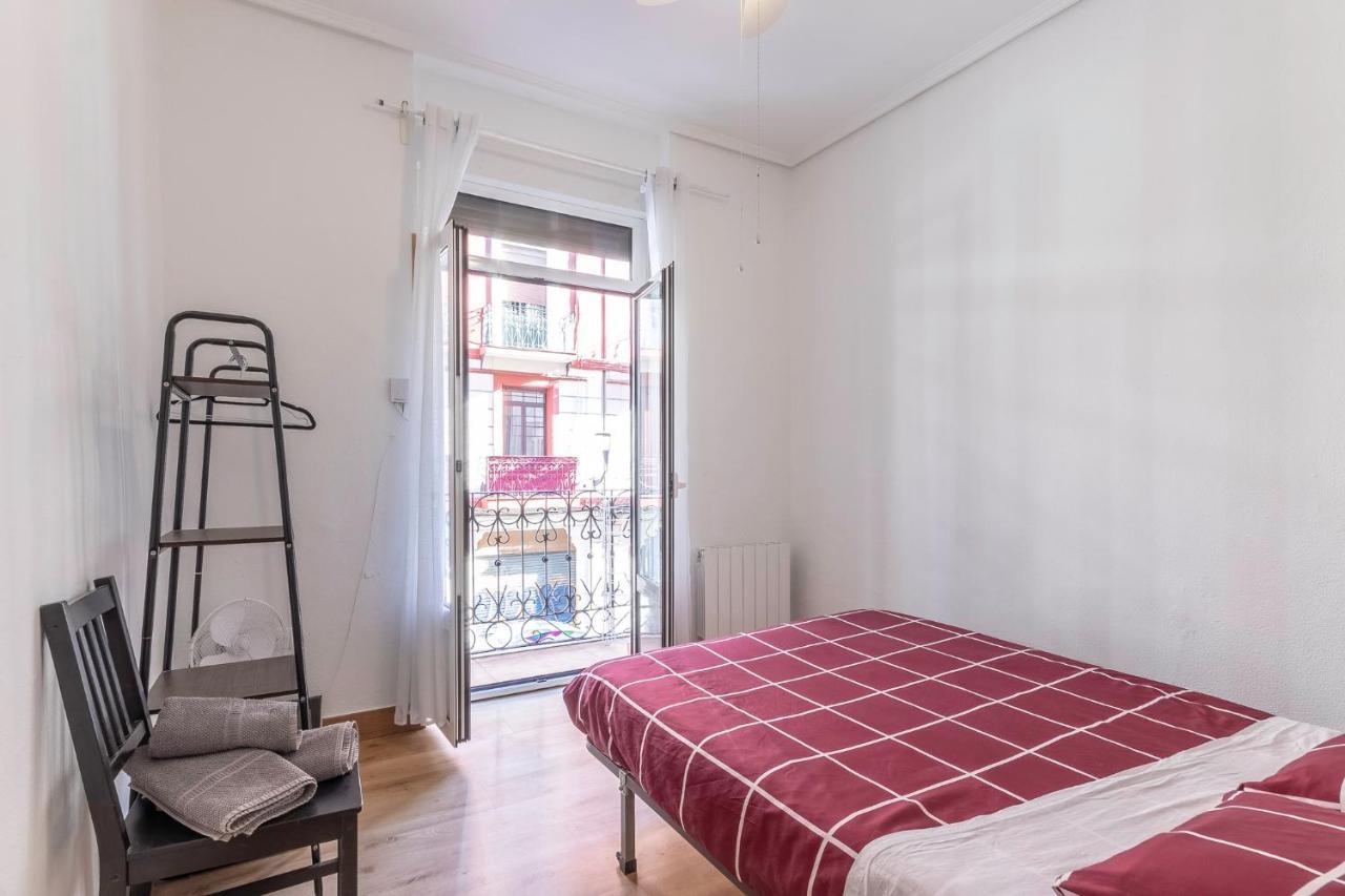 Apartamento Junto Al Guggenheim Con Parking Gratuito Bilbao Exteriör bild